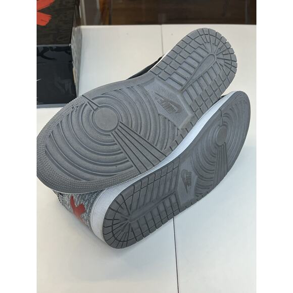 Nike Air Jordan 1 Retro High OG “Rebellionaire” Size 12.5 - Picture 10 of 13